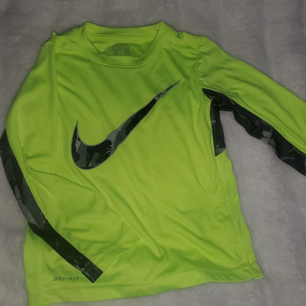 Nike dri-fit kids 5-6 years old